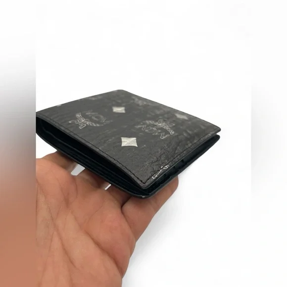 MCM Michael Cromer Munich Brushed Silver Mens Bi-Fold Wallet (Limited Edition) - Picture 8 of 9